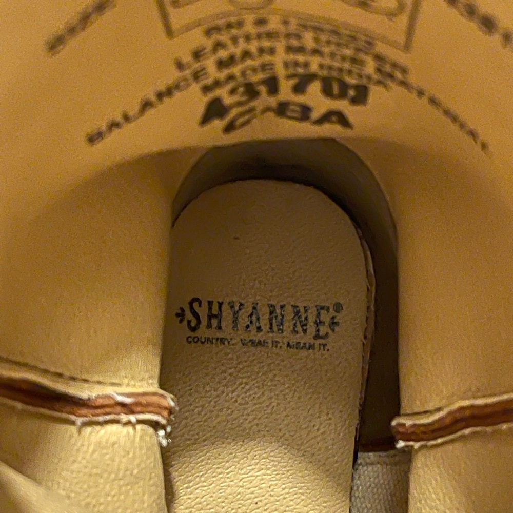❌SOLD❌ NWOT Shyanne Fringe Leather Suede Boots Brown Girls Sz 2 - Picture 5 of 12